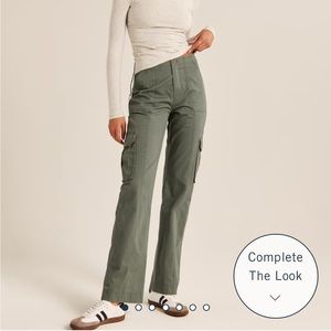 NWT Abercrombie relaxed cargo pants
